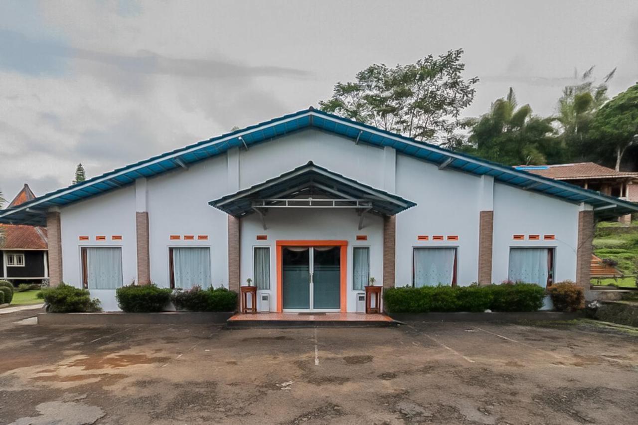 Reddoorz Plus At Grand Yustik Sukabumi Exterior photo