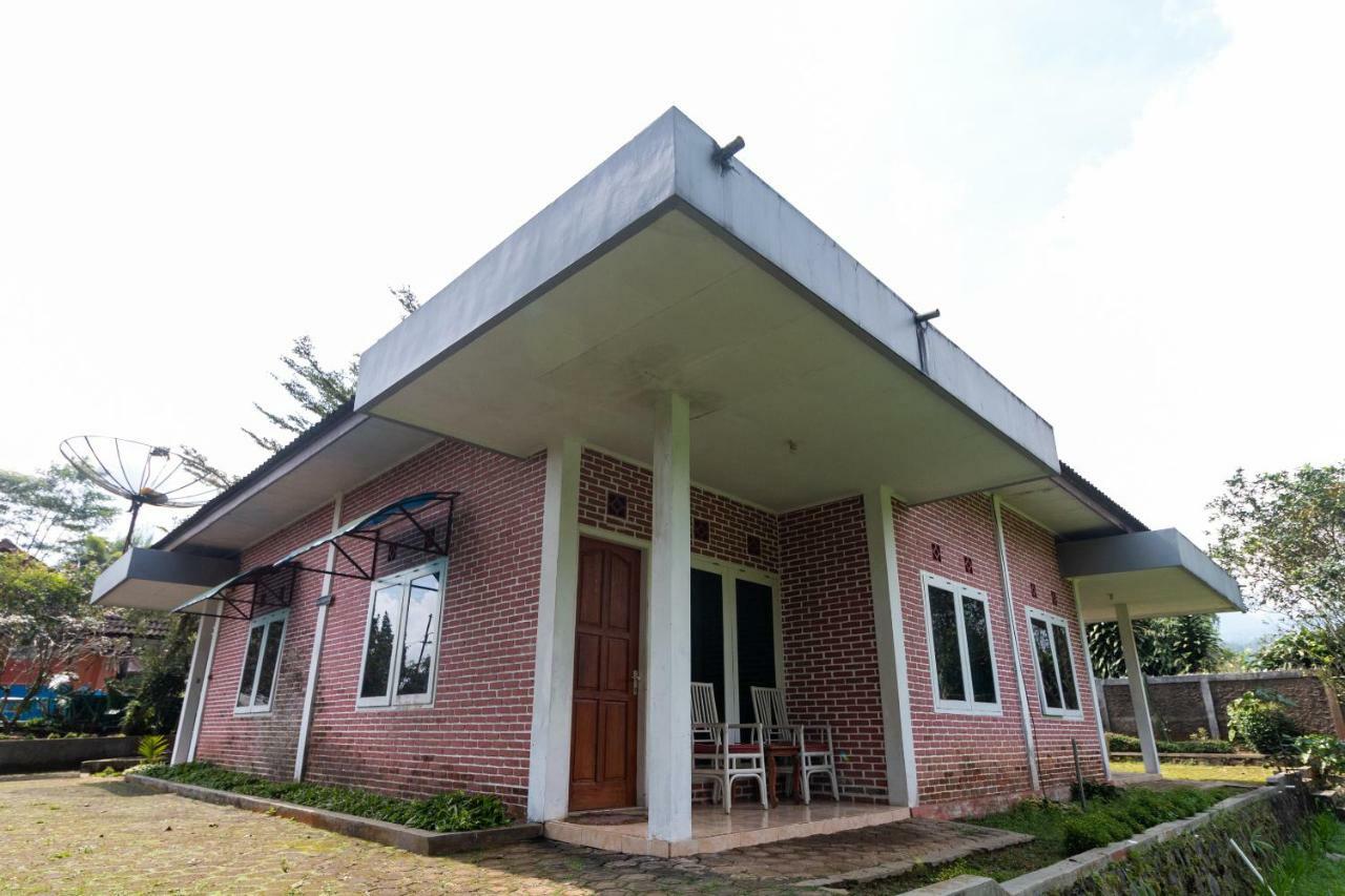 Reddoorz Plus At Grand Yustik Sukabumi Exterior photo